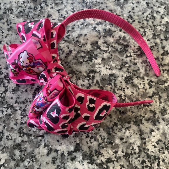 NWOT HANDMADE HELLO KITTY artist hairbow headband - Picture 1 of 13